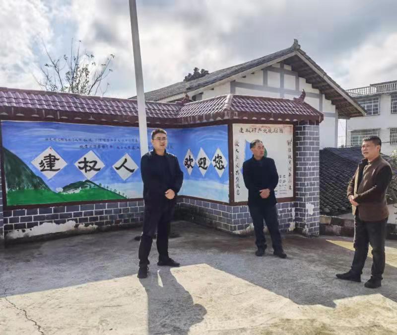 代昌松深入乡镇督导疫情防控和村（社区）“两委”换届等工作